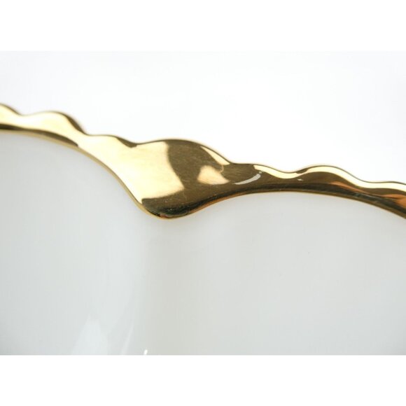 Vintage Anchor Hocking Milk Glass Deviled Egg Plate With Gold Trim - Picture 13 of 16